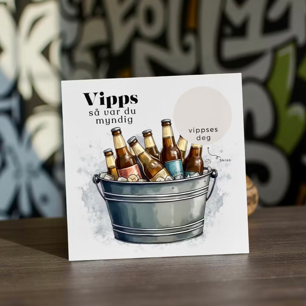 Vipps skrapekort fra Emerense – morsomme og personlige kort til alle anledninger. Skriv gaven, dekk med skrapemerket og la mottakeren skrape frem overraskelsen. Med konvolutt. Finnes også som standard anledningskort uten Vipps.