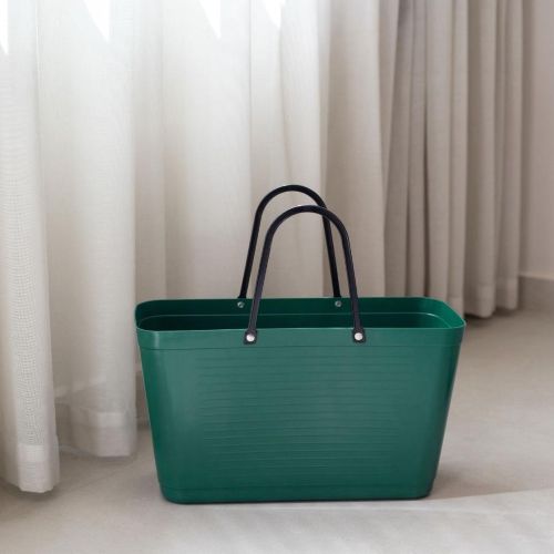 Stor Hinza Green Plastic-veske – svensk designveske av biobasert plast
