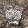 Hjertepulser – håndstrikket Design by Emerense