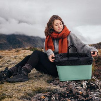 Stor Hinza Green Plastic-veske – svensk designveske av biobasert plast
