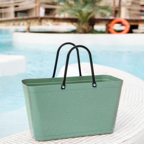 Stor Hinza Green Plastic-veske – svensk designveske av biobasert plast
